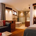 Hotel Europe & 4*