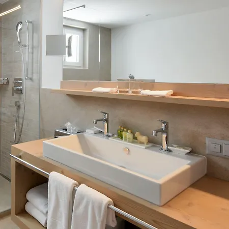 Hotel Europe & 4*