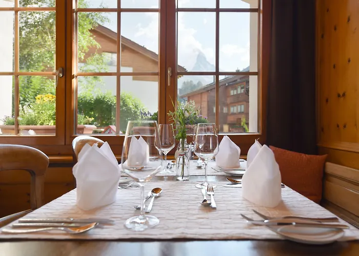 מלון Europe & 4*