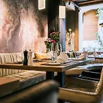 Hotel Europe & 4*